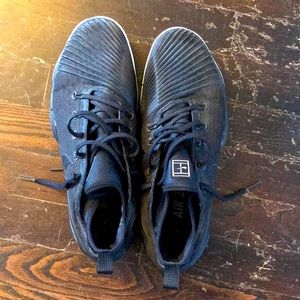 Gently used Nike Air Zoom React tennis shoes